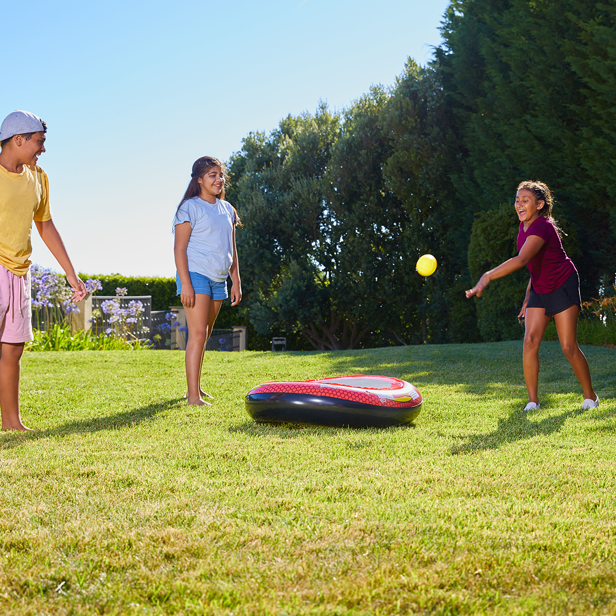 61650-Smash-Ball-lifestyle-3 - Wham-O